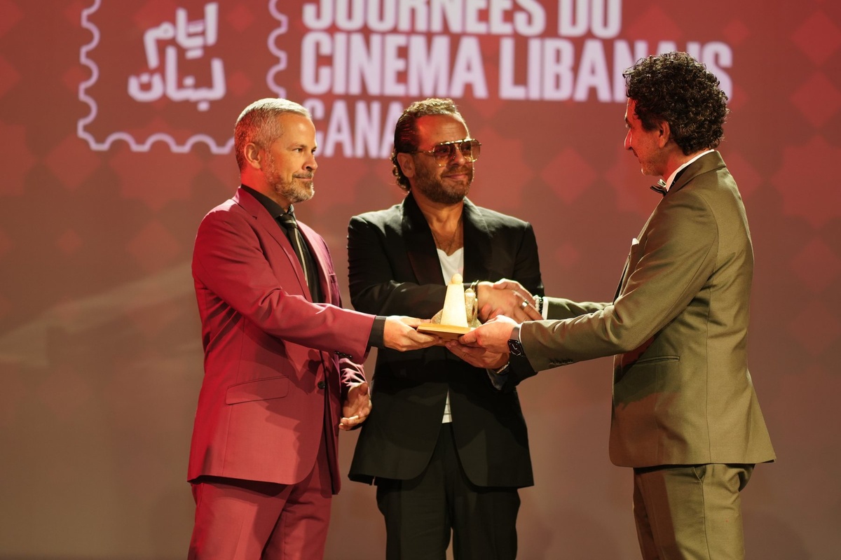 An award, presented.